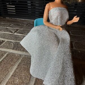 Barbie doll 70’s silver strapless dress snaps back doll not included